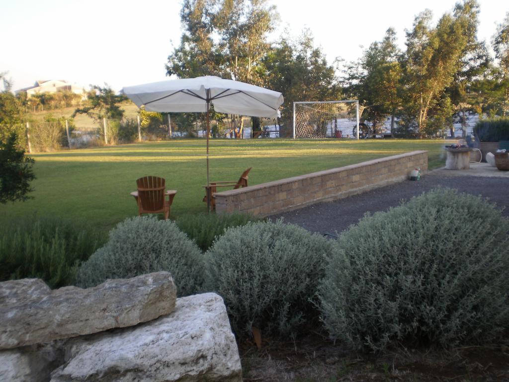 Locanda Degli Etruschi Montalto di Castro Exterior foto